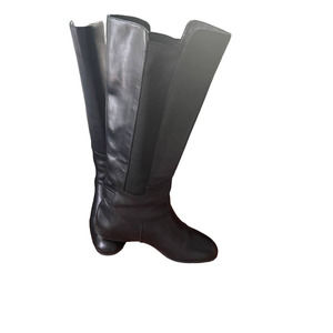 Enzo Angiolini Tall Knee High Riding Boots Elastic Panels. Size 8.5. EUC